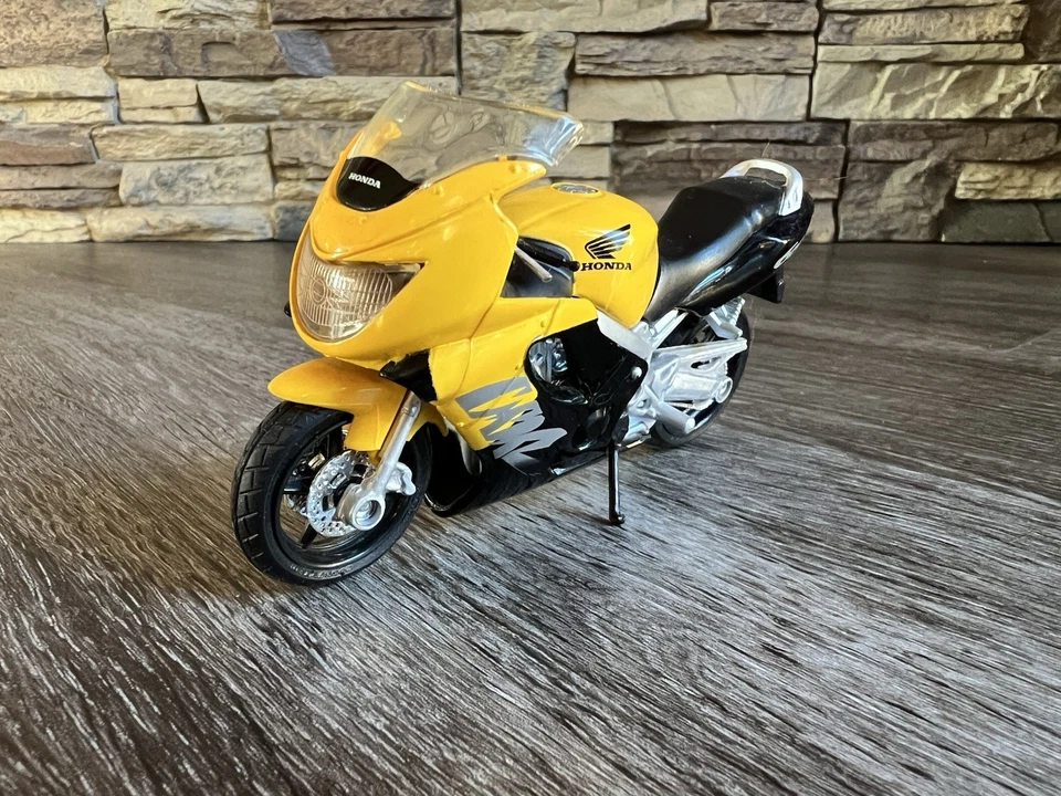 Maisto Escala 1/18 Honda CBR600F Sportbike Diecast Motocicleta Juguete CBR600F4 Foto 4 de 4