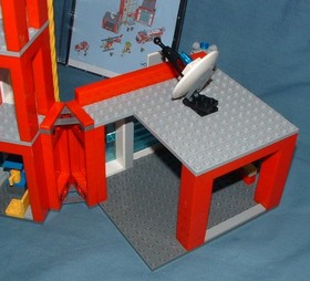 CITY, FIRE STATION SET NO. 60110 - LEGO - 2016 - USED CONDITION