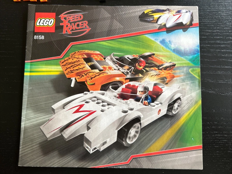Lego 8158 Speed Racer, Bauanleitung mit ein paar Bausteinen mit Aufkleber  - Bild 2 von 4