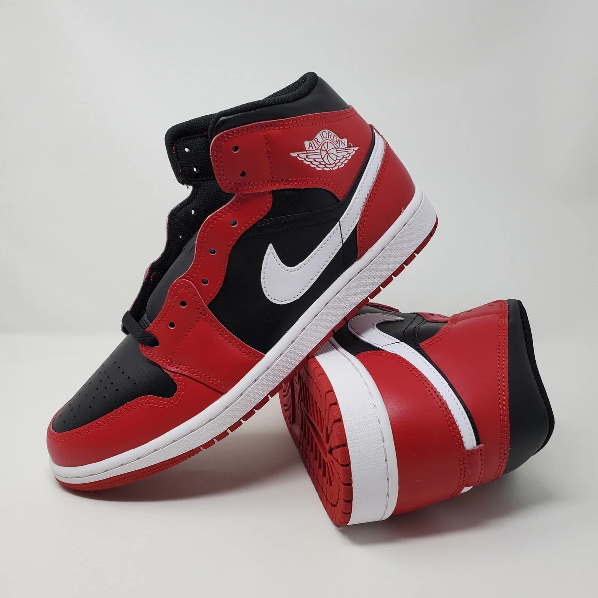 Preços baixos em Jordan 1 Mid Black Gym Red | eBay
