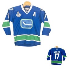 Reebok CCM Vancouver Ryan Kesler 2011 Stanley Cup  Jersey Mens 50 Fight Strap