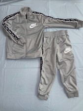 Nike Toddler Boys Tricot Jacket and Jogger Pa...