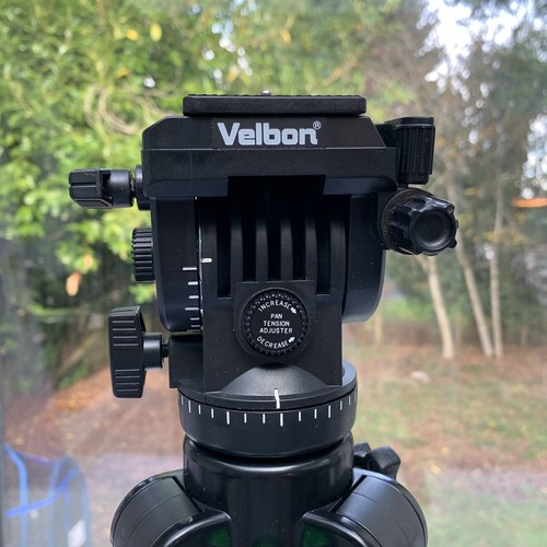 Velbon CX 687 Deluxe Heavy-Duty Aluminum Camcorder Tripod w Fluid Panhead - Picture 4 of 9