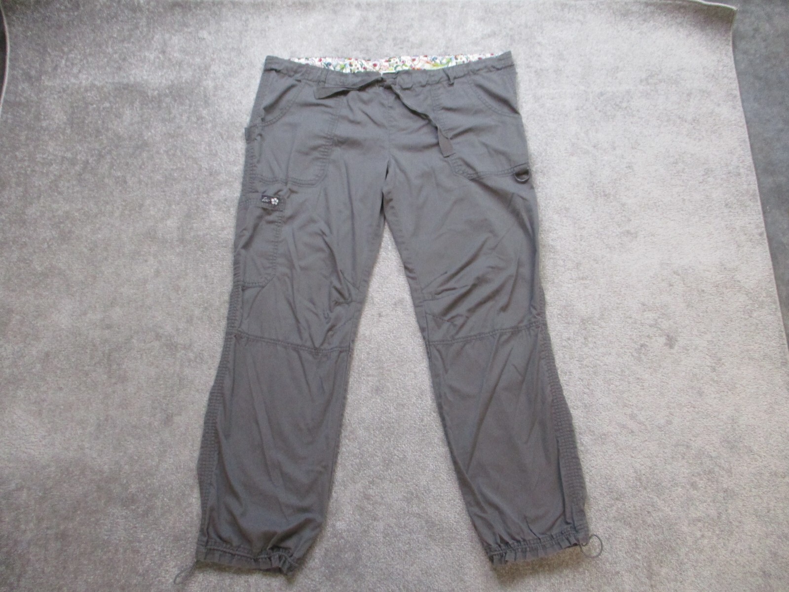 Koi Pants Women XL Gray Cargo Pockets Drawstring Scrubs Nurse Casual 40