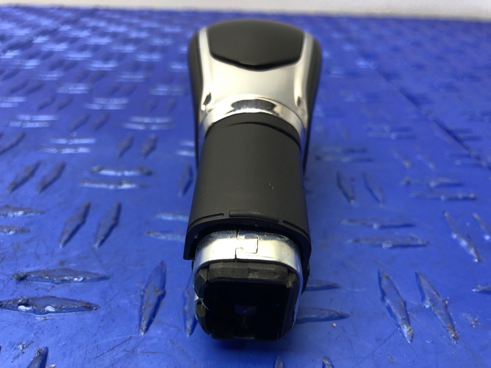 2013-2021 MASERATI QUATTROPORTE M156 AUTOMATIC TRANSMISSION GEAR SHIFTER KNOB
