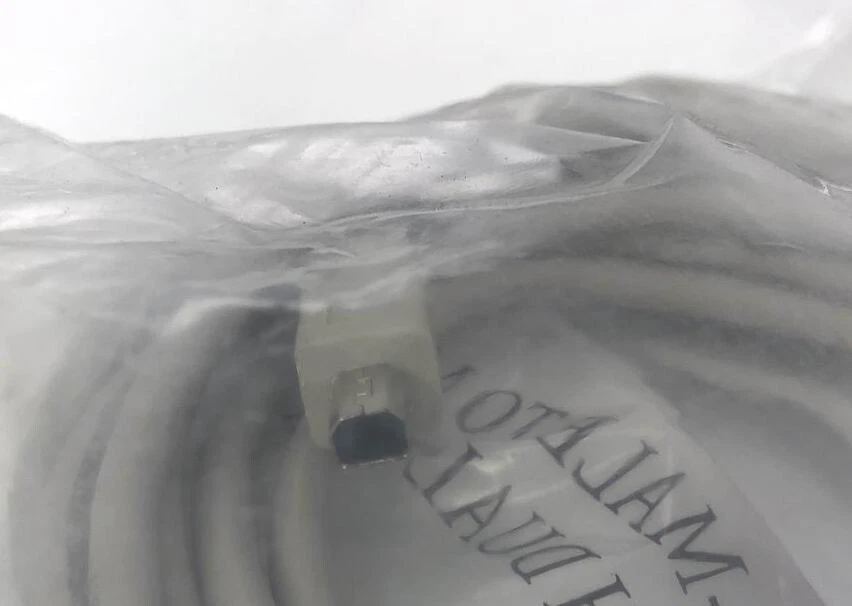 MINOLTA DCUP-2 High Speed 6' USB 2.0 Type A to Mini B 4Pin USB Camera Cable - Image 2 of 3