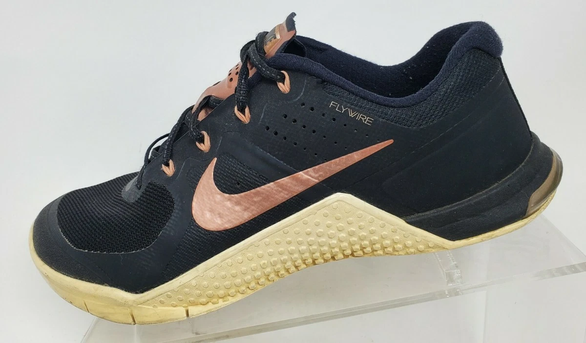 Nike metcon hotsell 2 rose gold