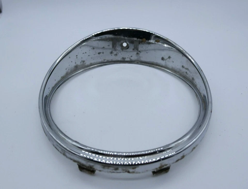 Bisel de faro interior soberano para Jaguar 420 MK10 Daimler 54521144 Foto 2 de 4