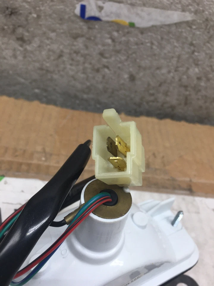 NUEVO 1981-1983 para HONDA CIVIC SEDÁN/VAGÓN PASAJERO DERECHO señal de giro lateral #F44 Foto 4 de 4