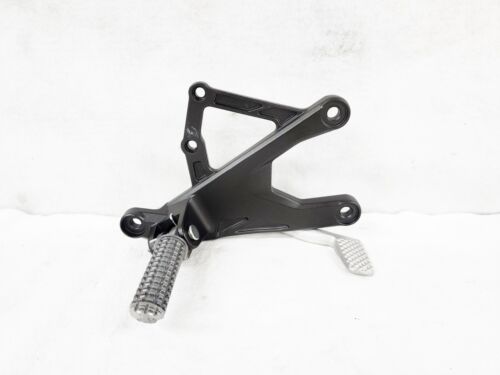 2015 - 2025 YAMAHA YZF R1 OEM Front Right Rearset Bracket 3 Rear Brake Lever 2CR - Picture 2 of 6