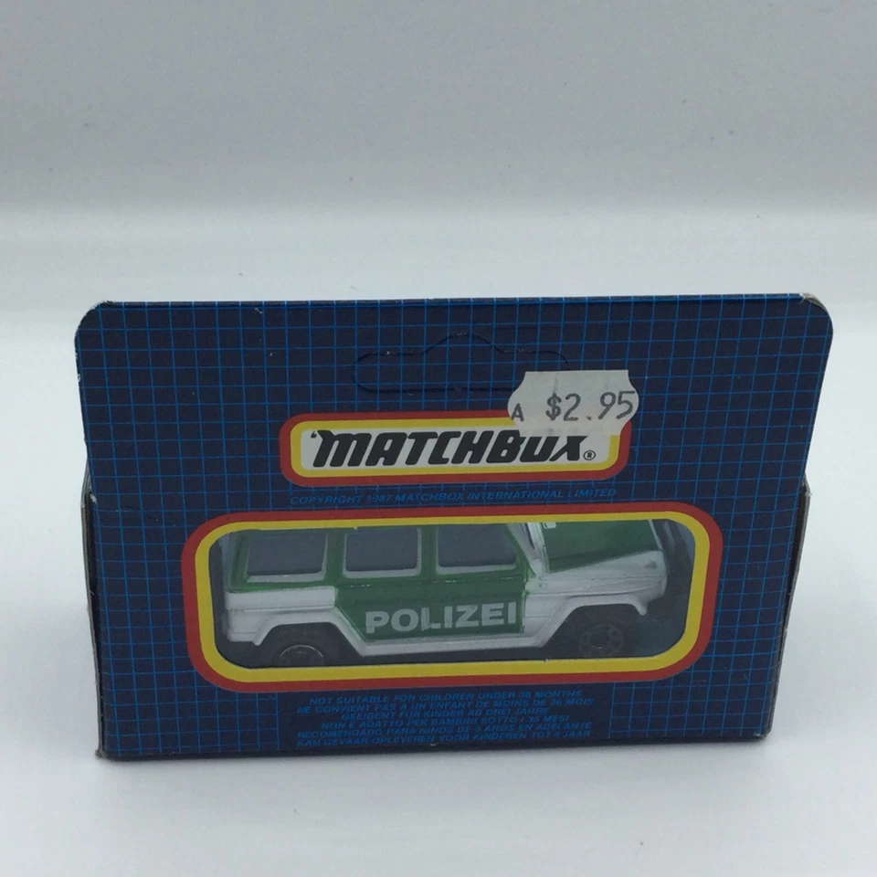 Matchbox 1-75 MB-30 Mercedes Benz G Wagon Polezei Green & White MIB - Image 3 of 4