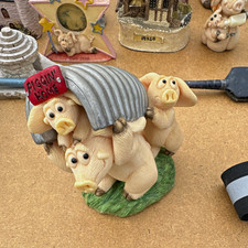 Piggin' Piggin' Moving Resin Pig Ornament Figurine by David Corbridge