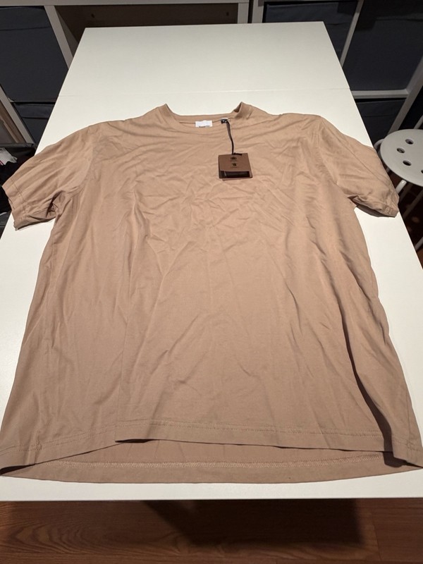 Burberry Fawn/Beige Tshirt Mens Medium NWT