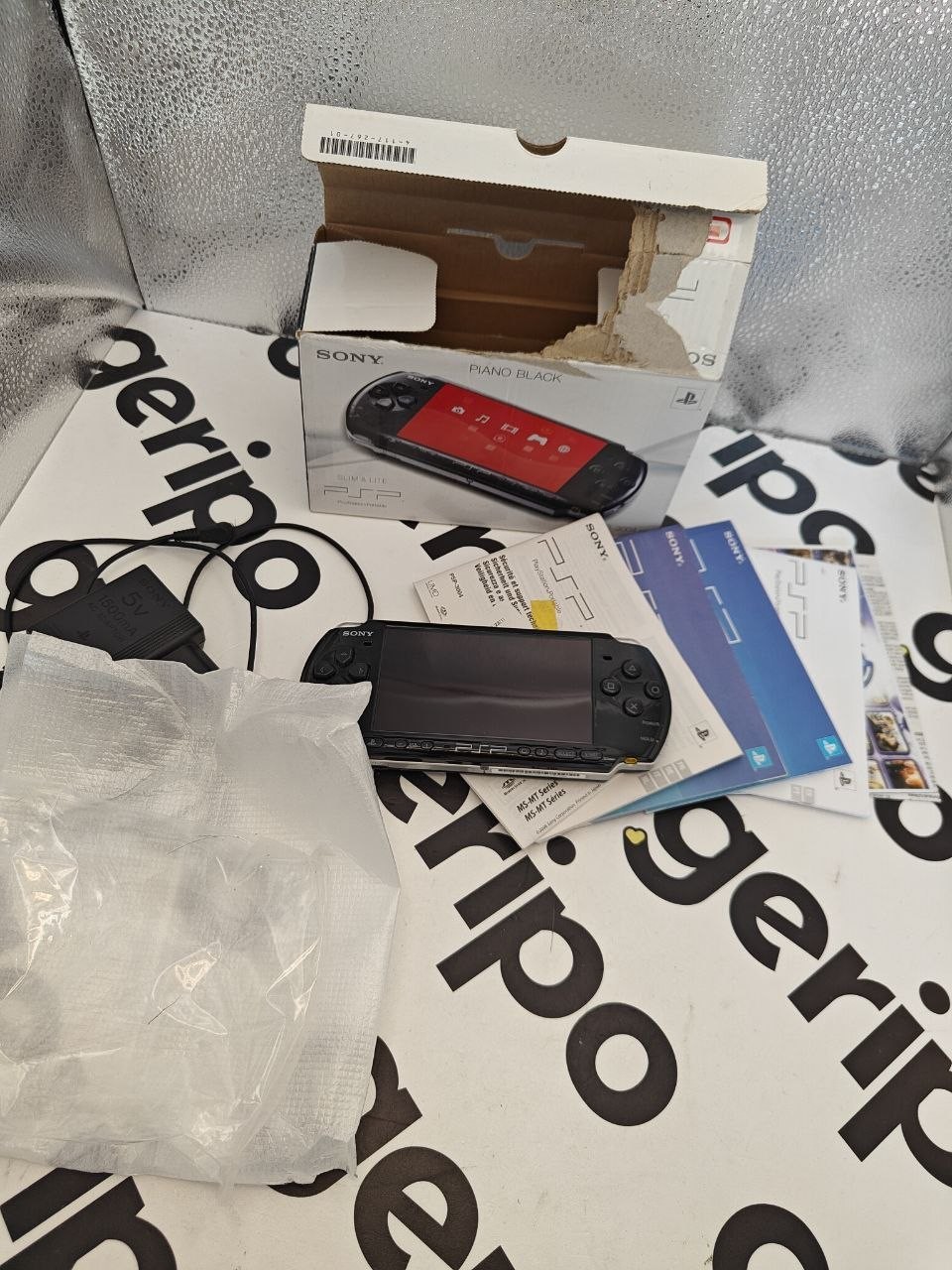 psp 3004 PlayStation portable nera black console Sony condizioni da foto