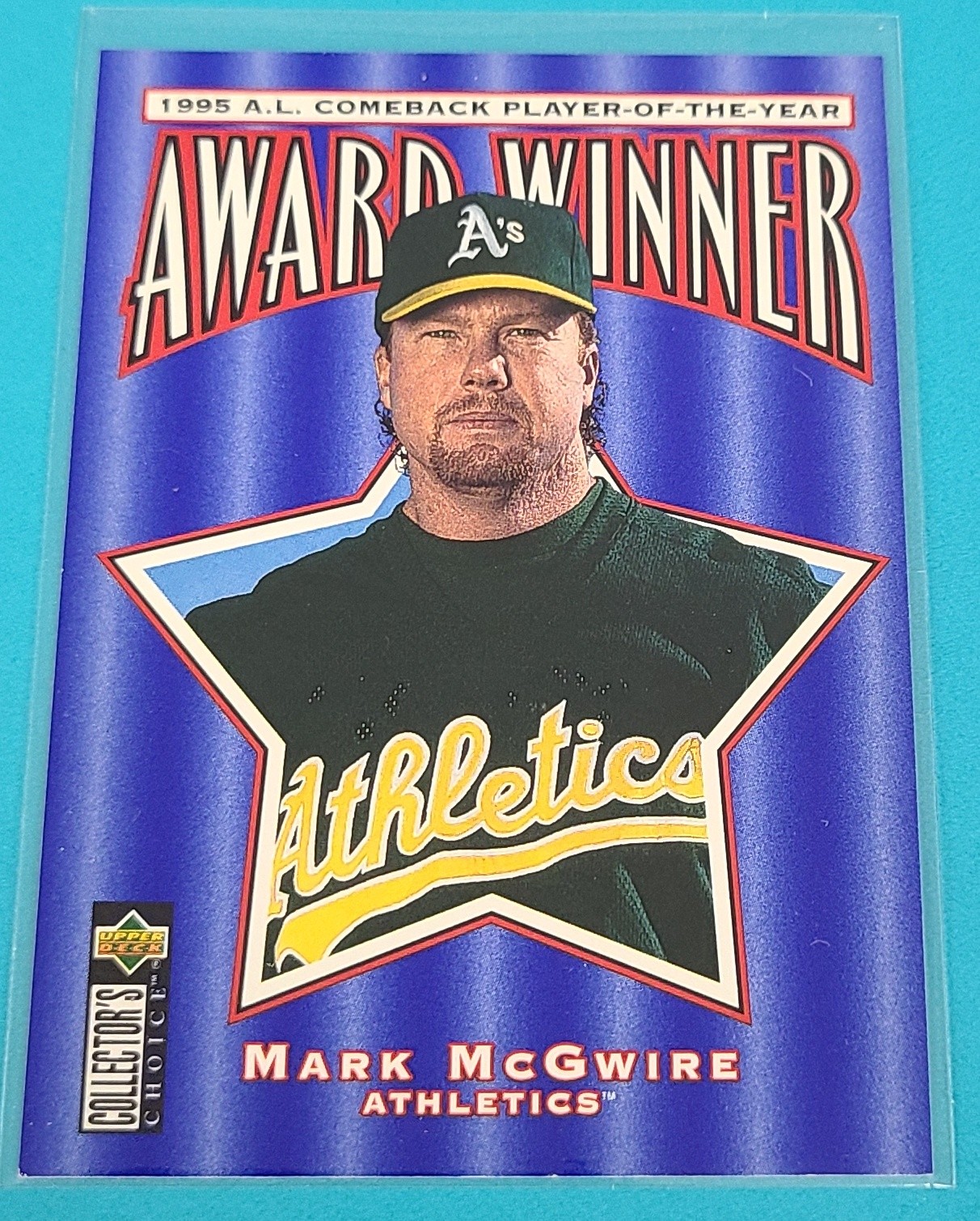 1996 Collector's Choice #710 Mark McGwire Oakland Athletics BASEBALL Card Z1