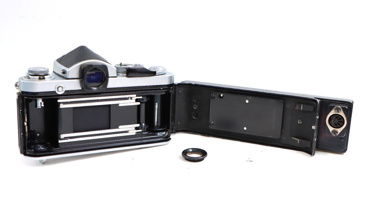 希少カメラ】ニコンF2 チタン ノーネーム⁄フィルムカメラ⁄titanium