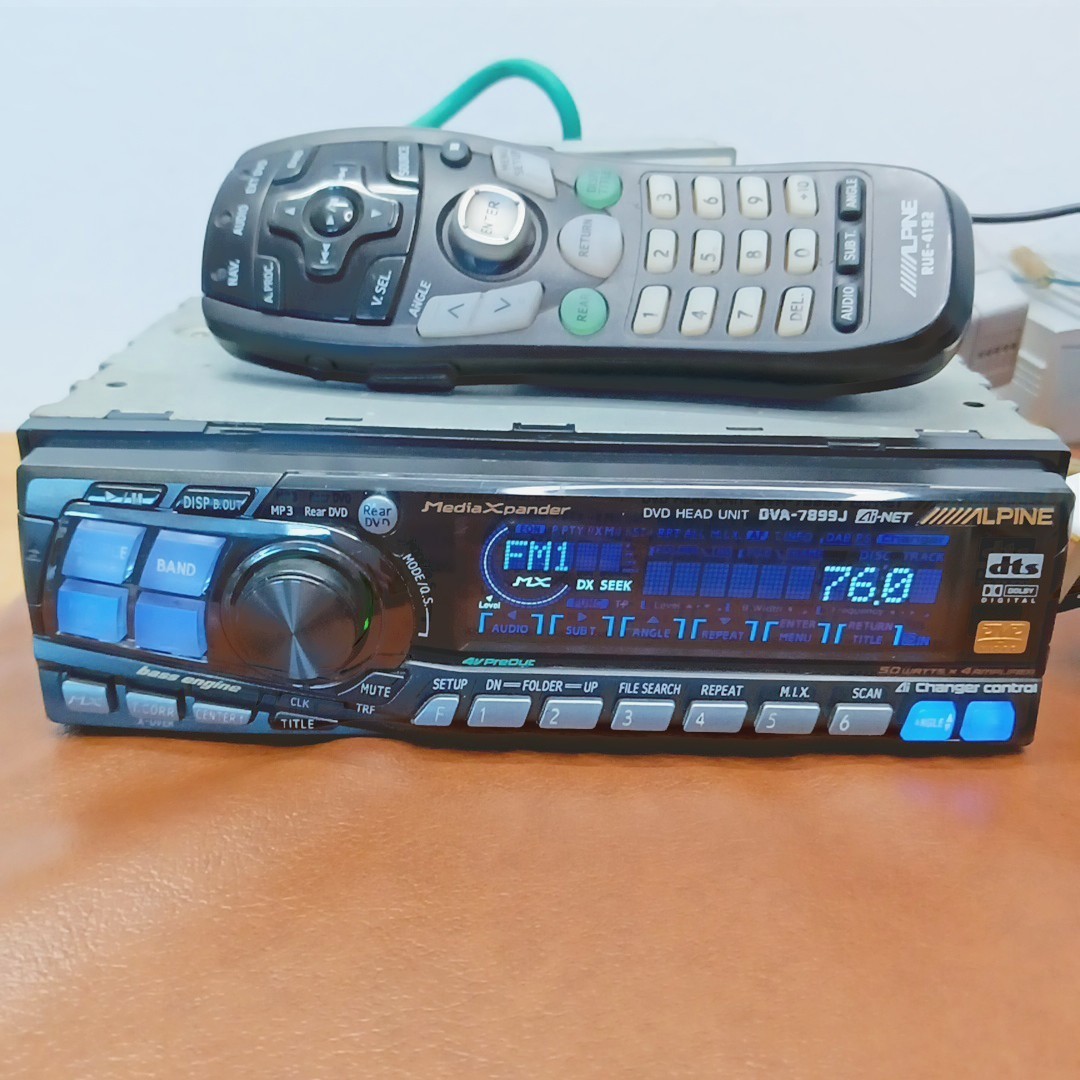Alpine DVA-7899J 1DIN Car Audio CD DVD Tuner Player NTSC PAL Used
