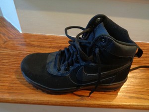 Nike Manoadome Hiking Men's Triple Black Boots, 844358 003 Size 7.5 NEW |  eBay
