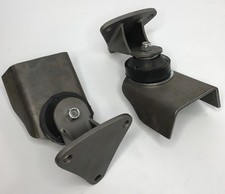 New Universal Small Block Chevy Sbc Motor Mounts Kit Rubber Cushions Brackets