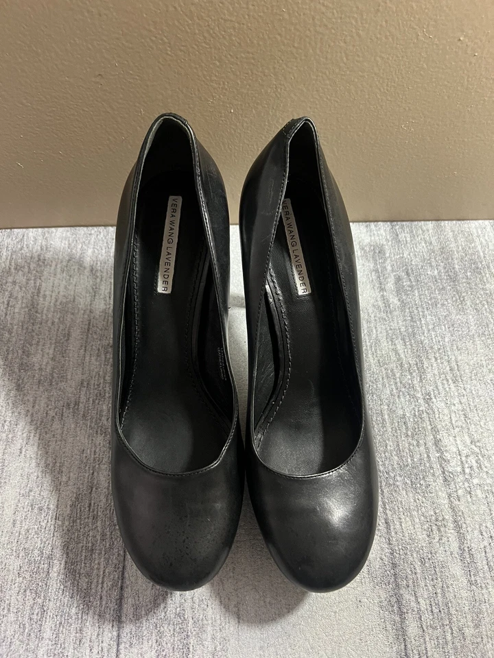 Zapatos de tacón Vera Wang lavanda para mujer talla 8,5 M de cuero negro con plataforma Foto 2 de 4