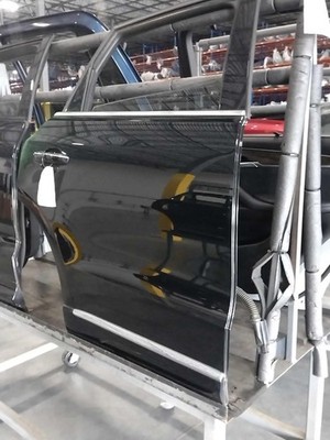 2016 Audi Q5 Rear Right Door Black Used OEM 308628 90k Miles