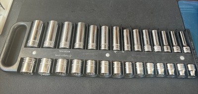 Snap On 28 pc 3/8'' Drive 6/12 Point Metric  Deep Standard Socket Set Mag Tray 