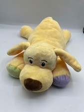 KIK Hund gelb Plüschtier Kuscheltier Stofftier bunte Pfoten