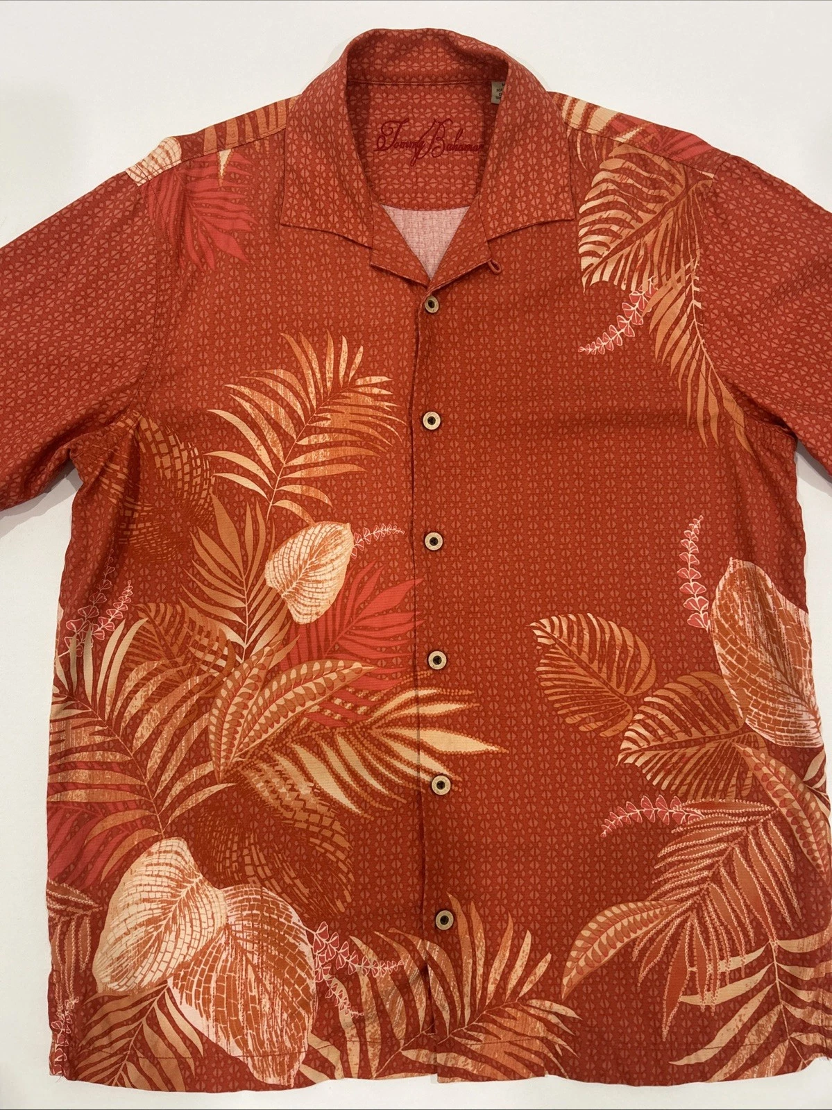 Tommy Bahama Hawaiian Shirt Tropical Palms Pattern Medium Short Sleeve 100% Silk