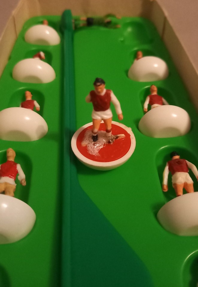Subbuteo C100 Vintage Ref. 333 - Collezionismo In vendita a Reggio Emilia