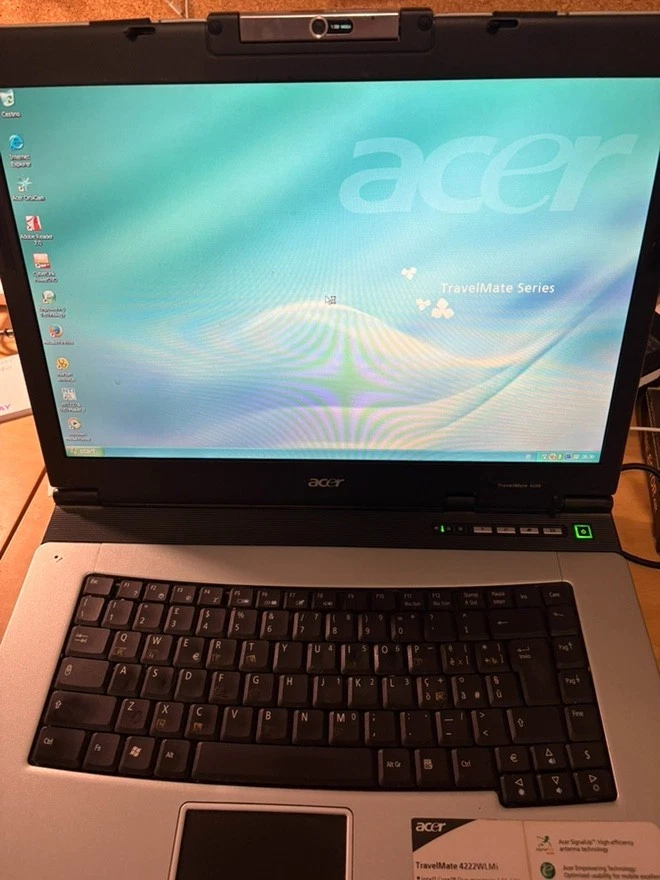 Vintage computer notebook Acer Travelmate 4222WLMI Windows XP 3 GB RAM 80 GB HD - Immagine 4 di 4