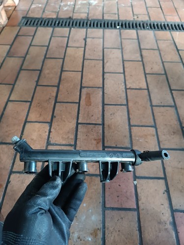 Original VW Fox 5Z Polo 9N3 1.2 Einspriztleiste Verteiler 03D133319J