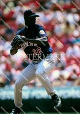EV468 LaTroy Hawkins Minnesota Twins Baseball 8x10 11x14 16x20 Photo