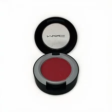 MAC Werk, Werk, Werk! Soft Matte Powder Kiss Eye Shadow 1.5g Full Size NWOB