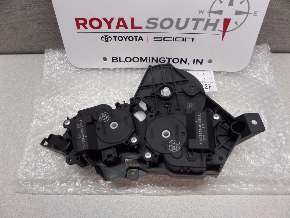 Toyota Tundra Sequoia Aquecimento e A/C Amortecedor Servo Conjunto Original OEM - Imagem 2 de 4