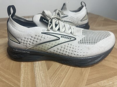 との Size 11 - Brooks Levitate StealthFit 6 White Black for sale online