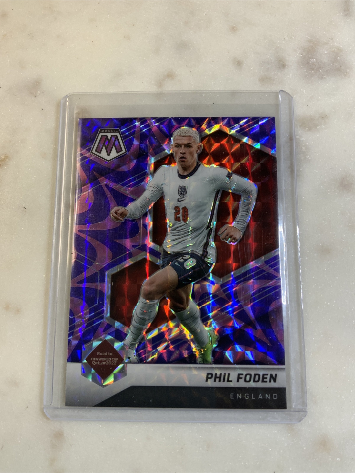 PHIL FODEN ~ 2021-22 Mosaic FIFA World Cup #39 Reactive Purple Prizm