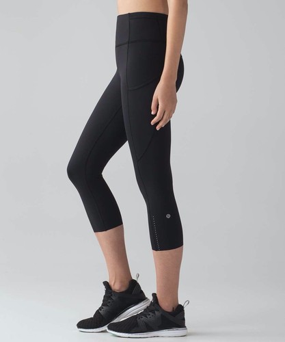 Lululemon Leggings With Pockets And Reflective Dots