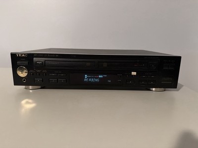 TEAC RW-CD22 Dual CD Recorder Player - 1 Deck Works, 1 Defective - AS-IS