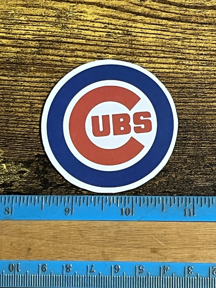 Imán troquelado con logotipo del equipo de béisbol de las Grandes Ligas de Chicago Cubs MLB Foto 4 de 4