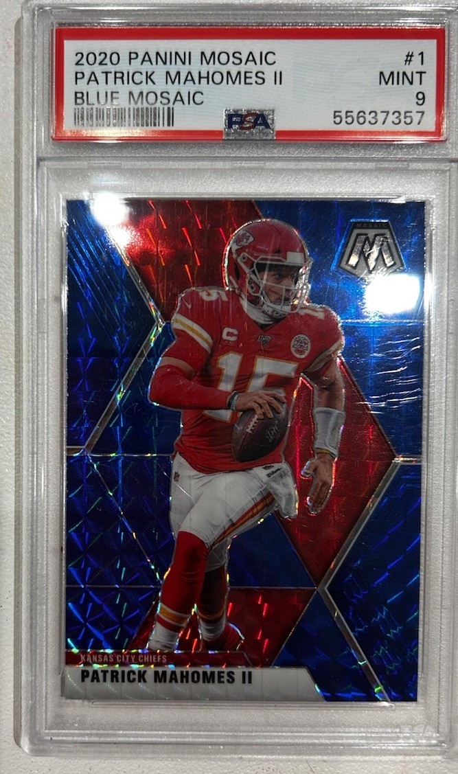 Panini 2020 Mosaic Patrick Mahomes II #1 Blue Mosaic Prizm /99 PSA 9 Chiefs