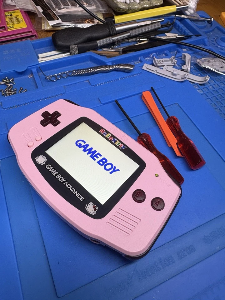 Backlit IPS V2 Hello Kitty Pink Nintendo Gameboy Advance cartridge GBA pouch - Image 4 of 4