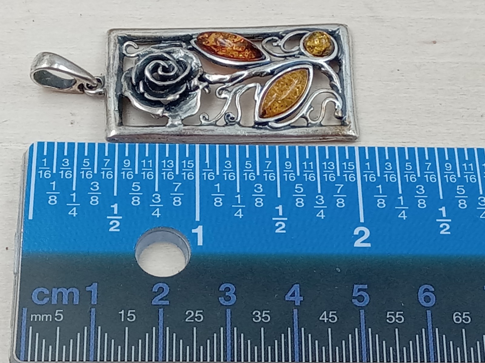 Sterling Silver Rectangular Pendant w. Cutaway Ro… - image 5