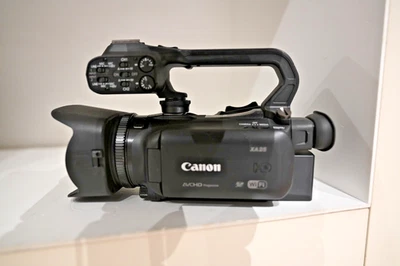 Canon XA35 Ultra HD Professioneller Camcorder - Schwarz HÄNDLER TOP - Bild 1 von 4