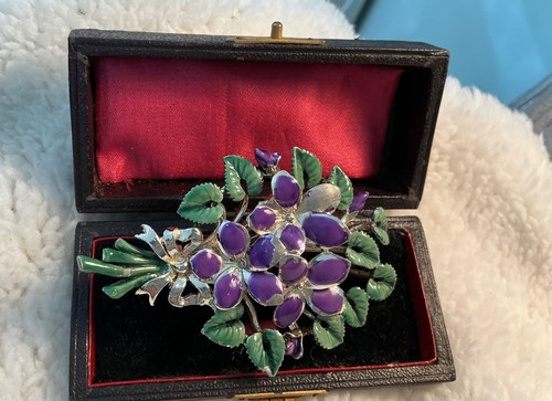 Vintage EXQUISITE Enamel VIOLET Flower Brooch February Birthday Bouquet Signed