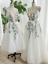 White Spaghetti Strap Wedding Dresses Sleeveless Backless 3D Flower Boho