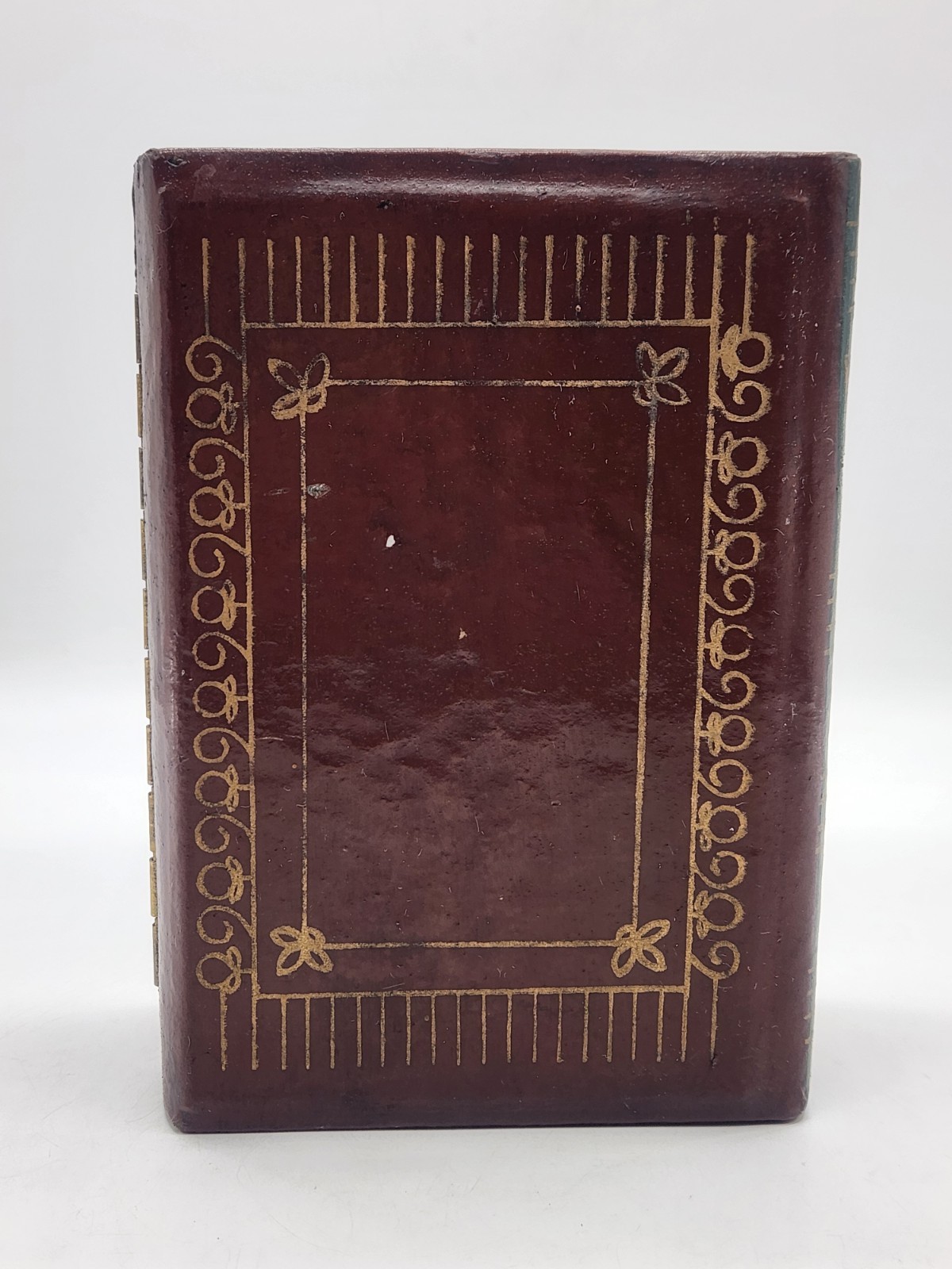 Vintage Silvestri Wooden Faux Book Stack Box Hidden Stash Book Shelf Decor