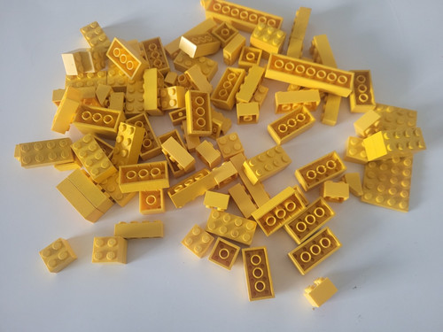 LEGO YELLOW BRICKS SET OF 90 TOTAL PIECES LEGOS SMALL to MEDIUM SIZE!