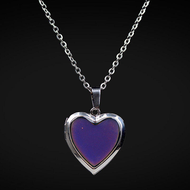 mood-necklaces-heart-pendant-necklace-temperature-control-color-change