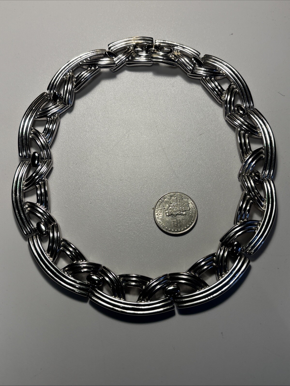 VINTAGE SIGNED GIVENCHY CHUNKY INTERLINKED SILVER… - image 4