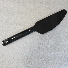 Tupperware Black Serrated Edge Cake Pie Slicer Cutter Knife #1819-10